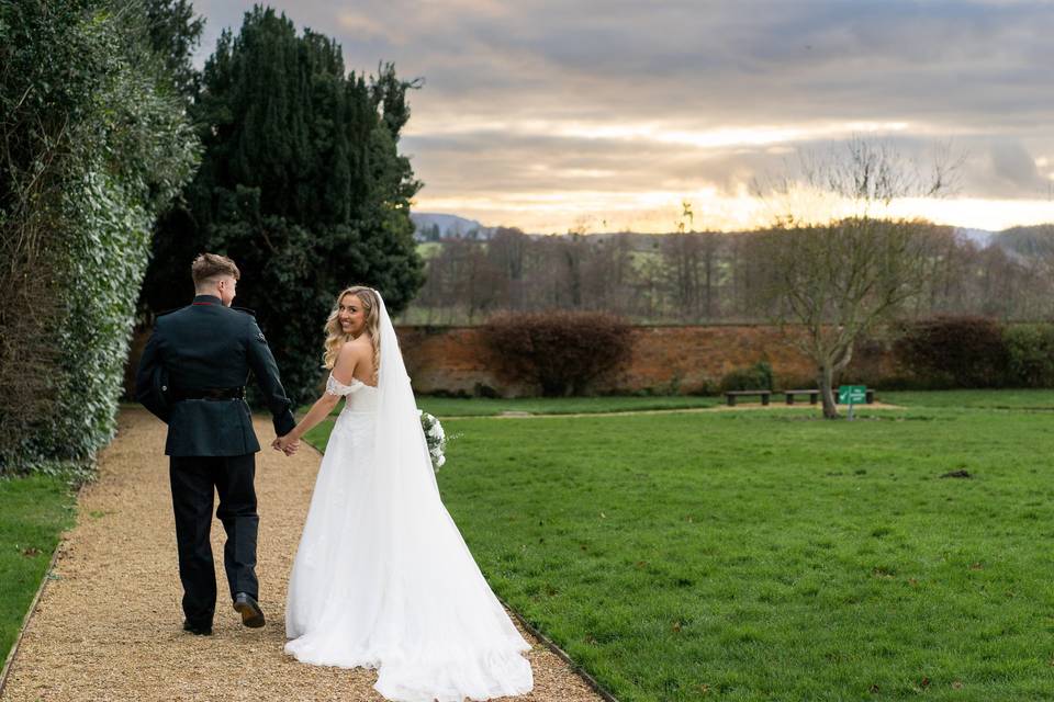 Walk to the Canalside