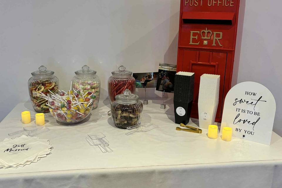 Sweetie table