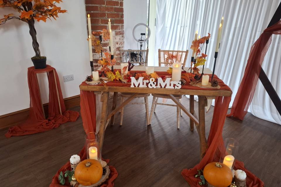 Sweetheart table