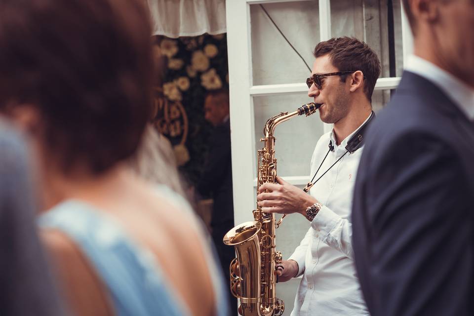 Dan Brunskill DJ Sax