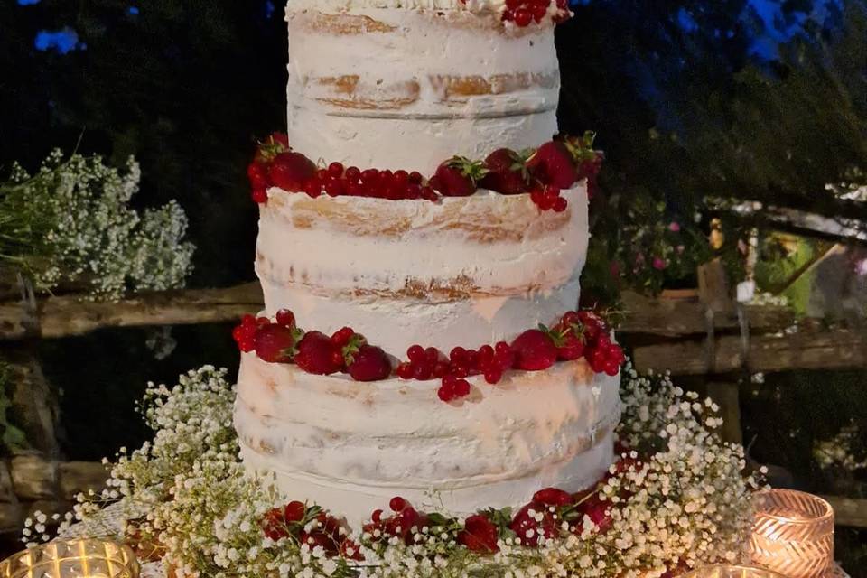WEDDING CAKE