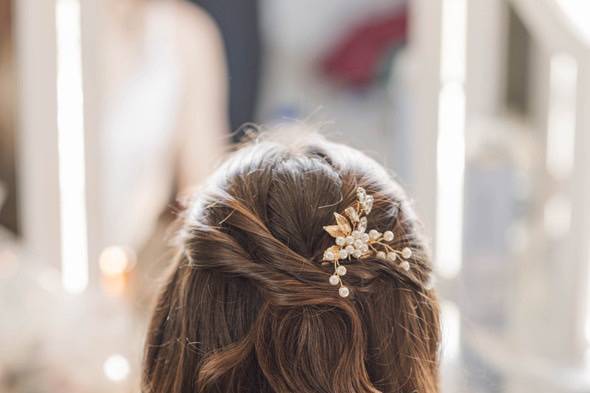 Soft curls softly up.