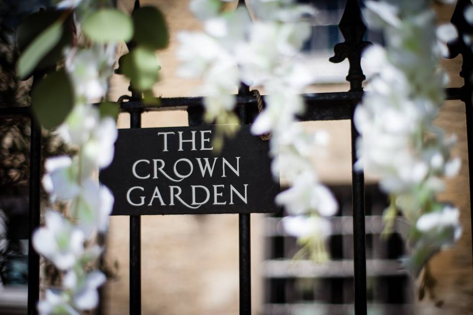 The Crown Garden