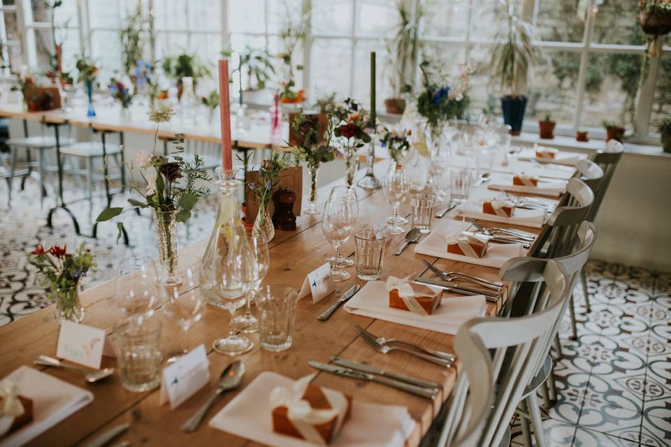 Conservatory table settings