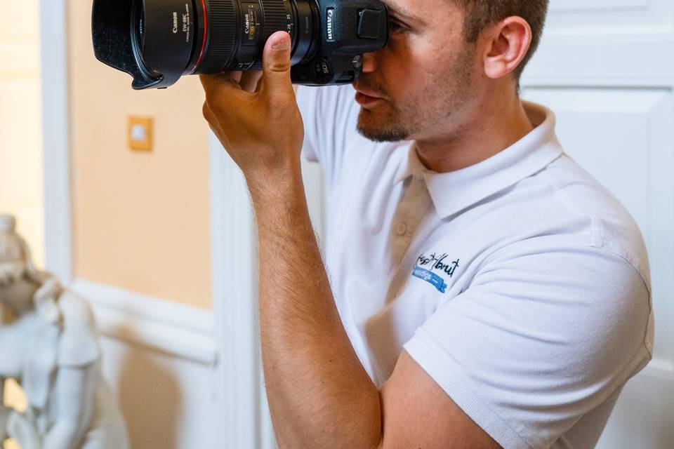 Videographer glance