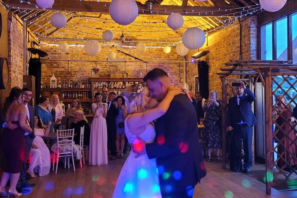 Dreamy first dance