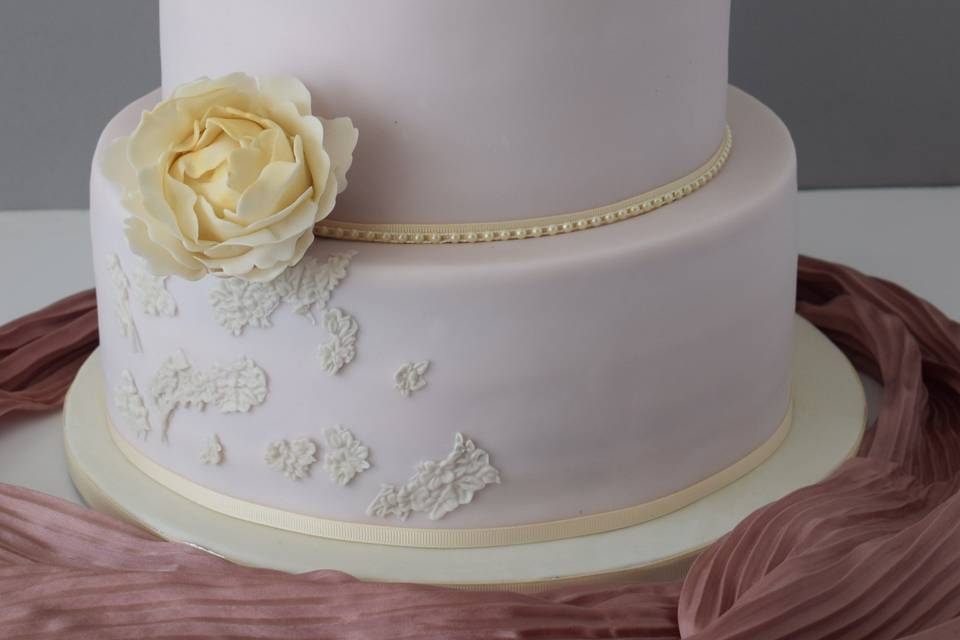 Elegant wedding cakes