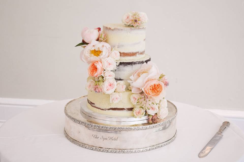 Modern Wedding Cakes