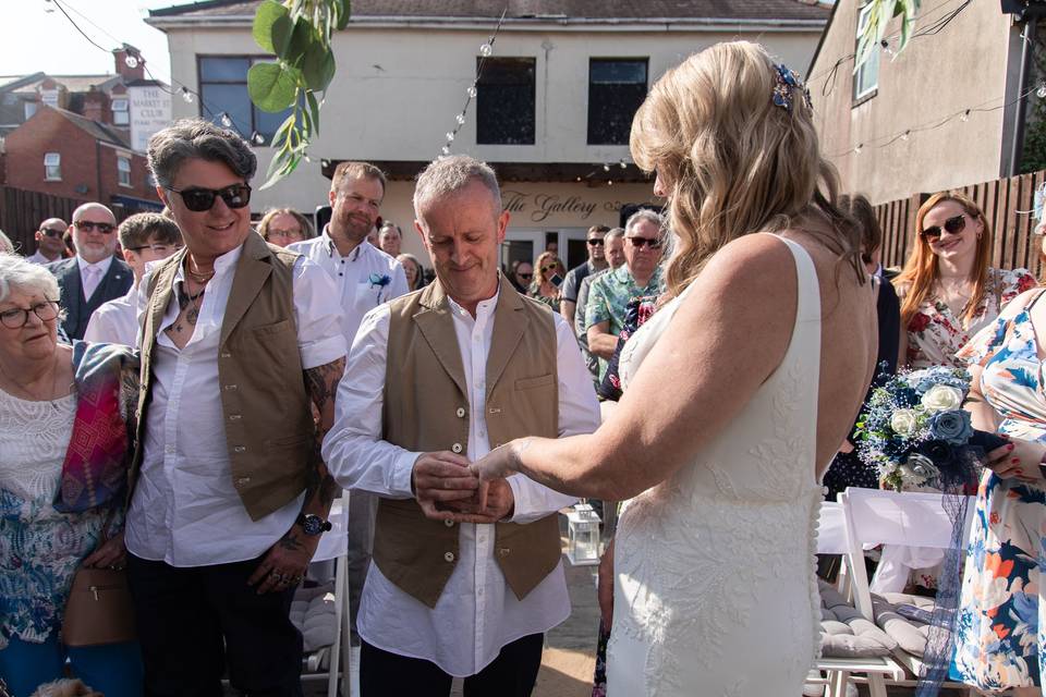 Outdoor weddings