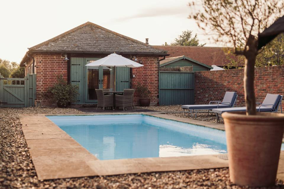 Bridal Suite Pool