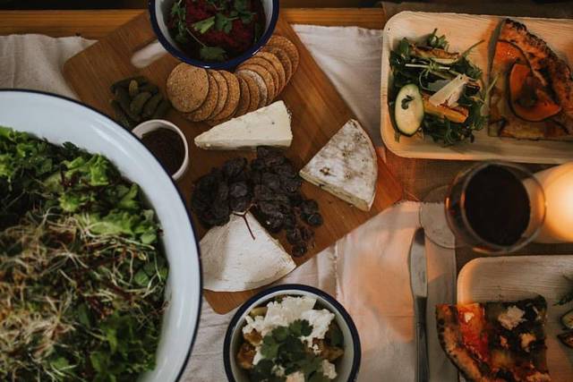 Pizza, Salads & Antipasti