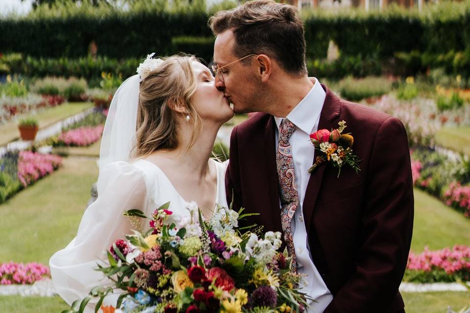 Couple in the Gardens