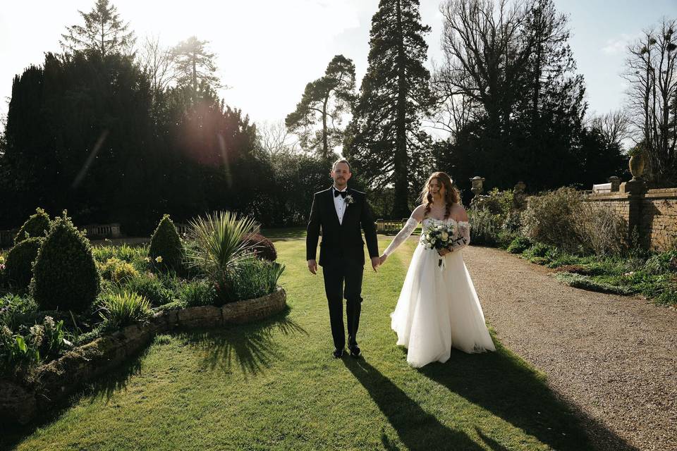 Hannah&Jake at Orchardleight