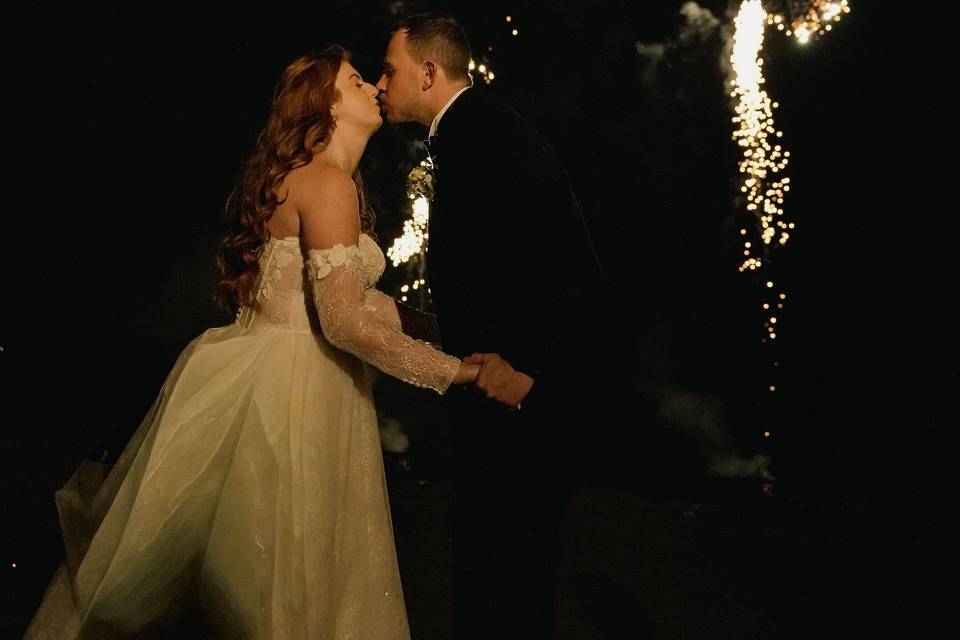 Hannah&Jake at Orchardleight