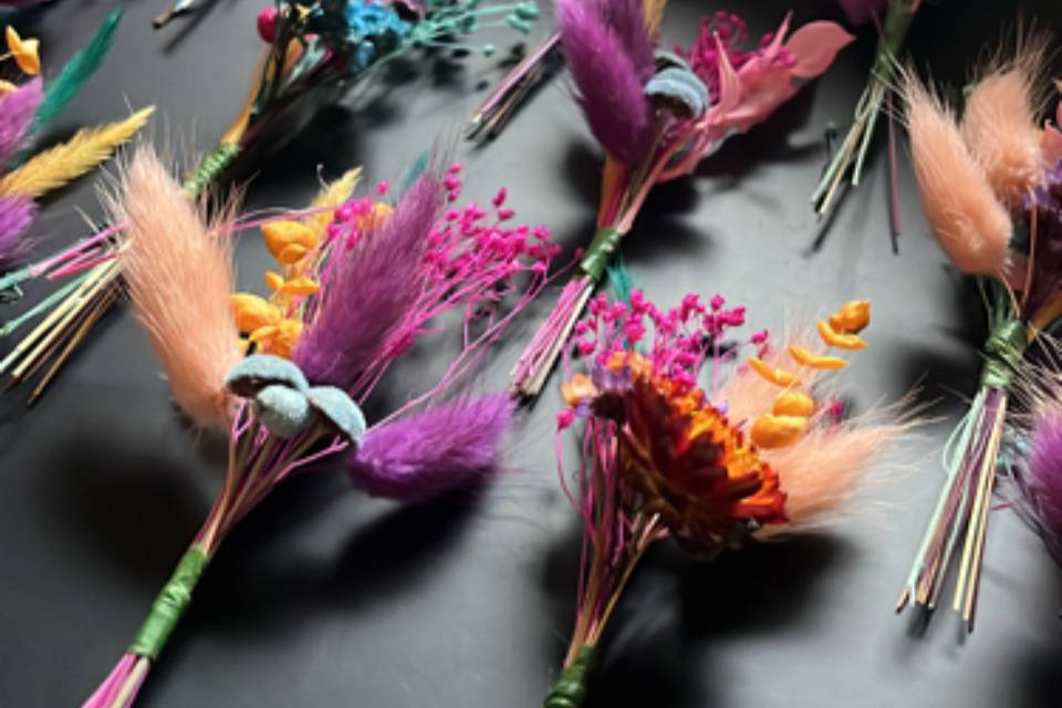 Dried buttonholes