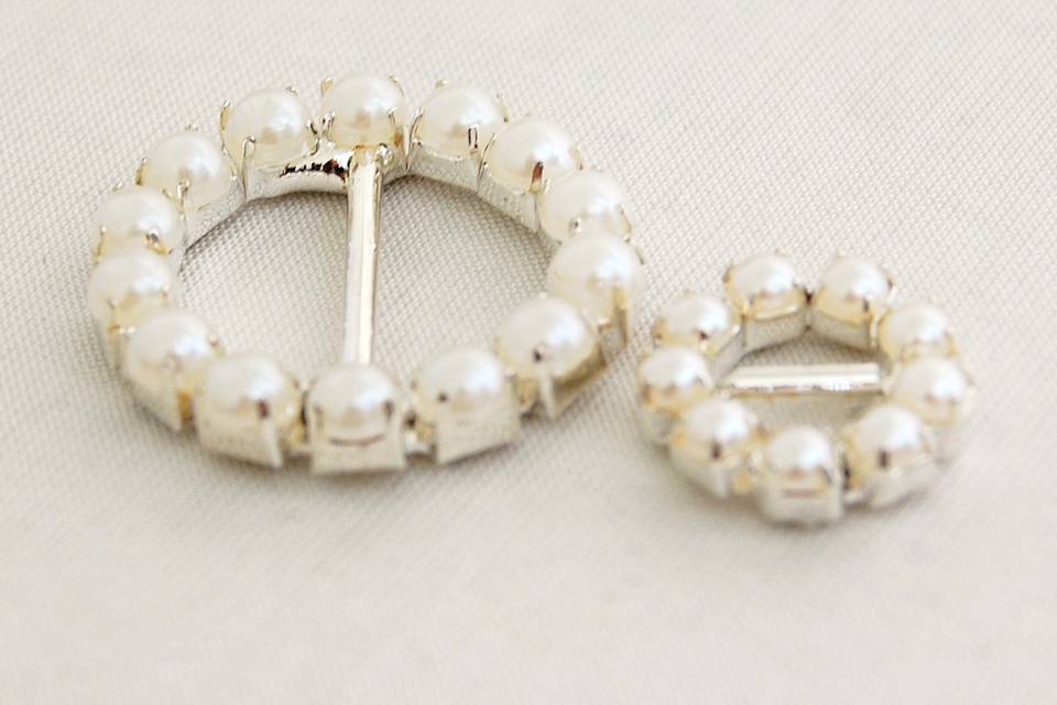 Pearl buckles