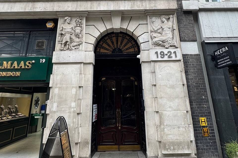 Hatton Garden Store front