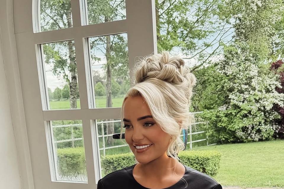 Structured Pammy Updo