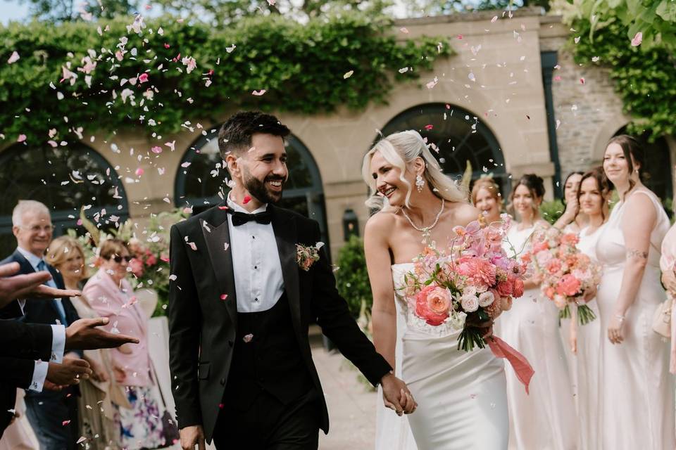 Middleton lodge Confetti