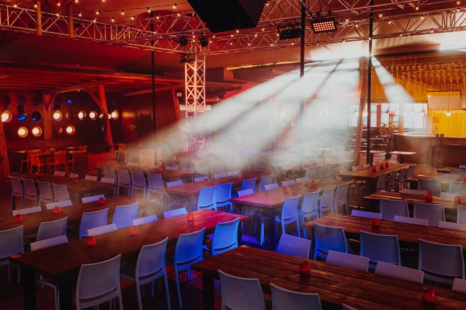 Seating for up to 500