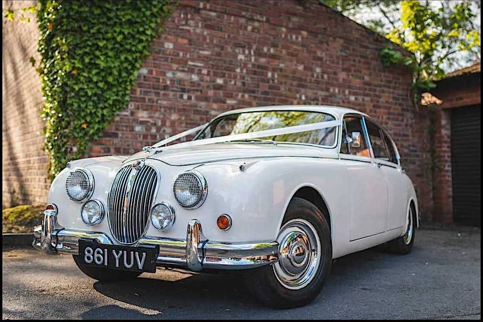 Classic Wedding Cars Cheshire