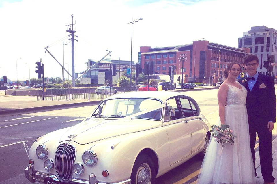 Classic wedding cars cheshire