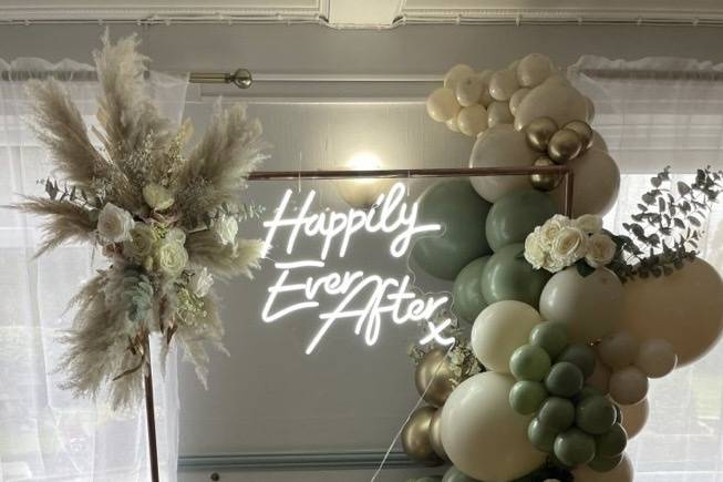 Balloon arrangements