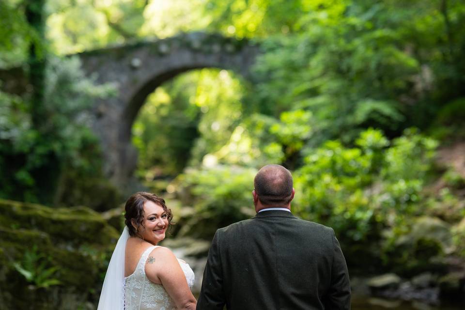 Foleys bridge elopement