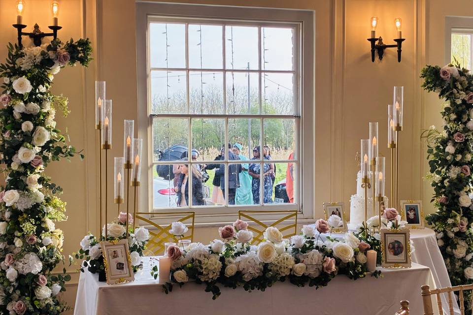 Sweet heart table decor