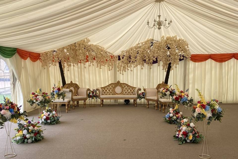 Wedding sofa hire