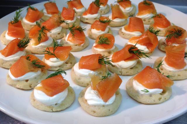 Smoked salmon blini