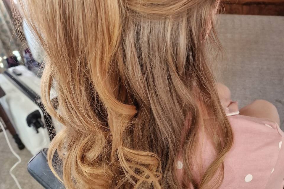 Bridesmaid hair