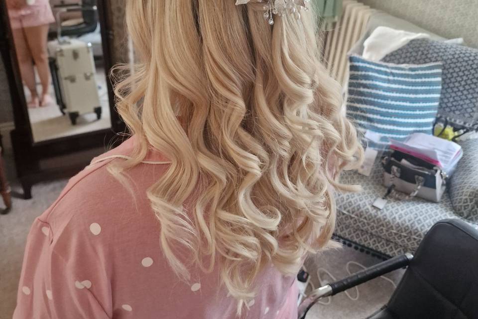 Bridal hair