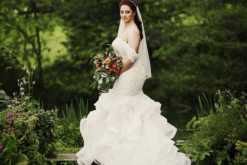 Stunning Bride & amazing dress