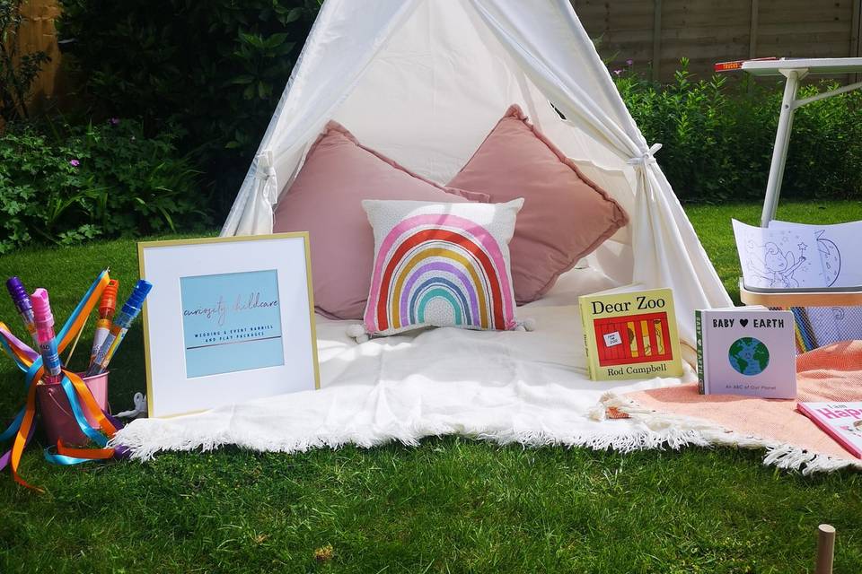 Outdoor children's tipis