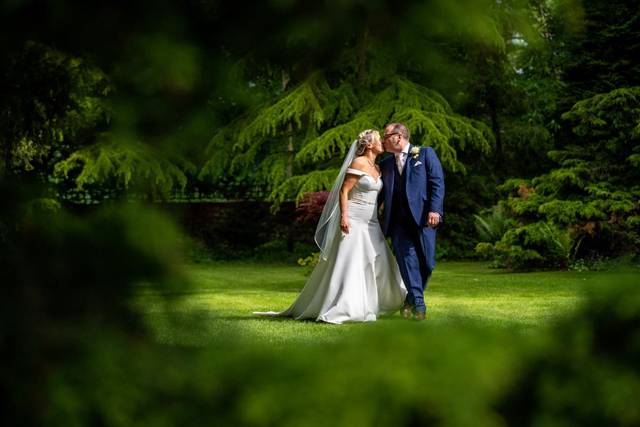 Wedding photographer Surrey