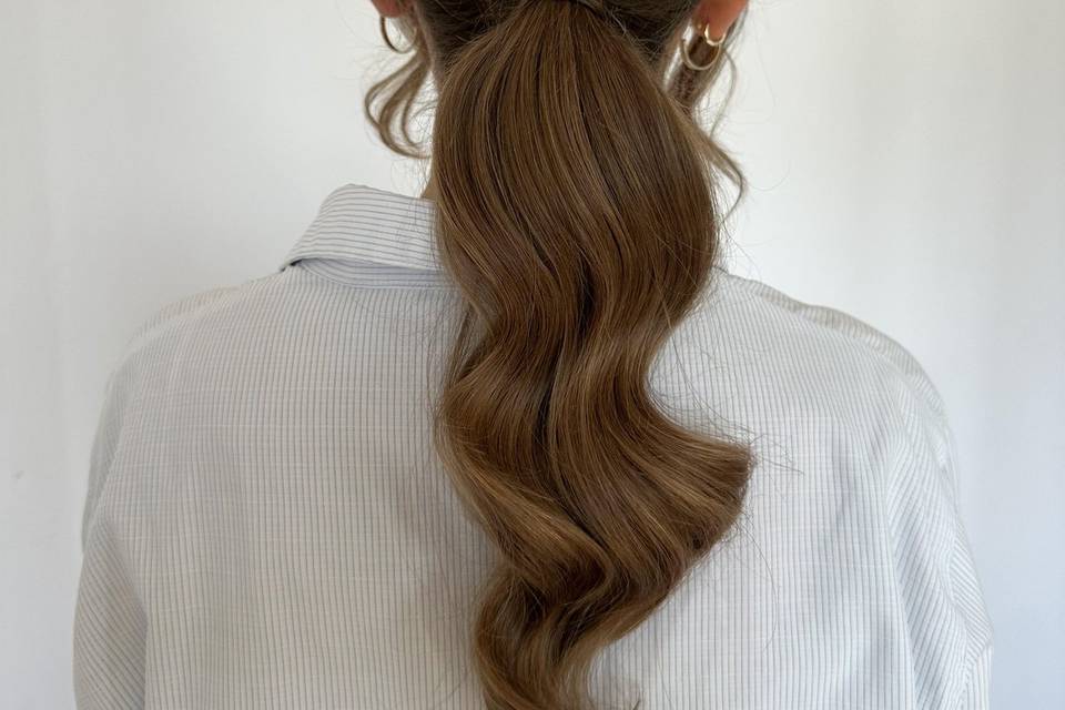 Bridal ponytail